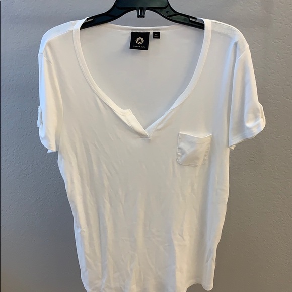 Tops - Amber Sun White Short Sleeve Top Shirt EUC